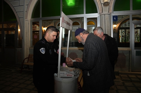 Okul saldırısında hayatını kaybeden öğretmen ve öğrenciler için Keçiören’deki camilerde mevlit okutuldu