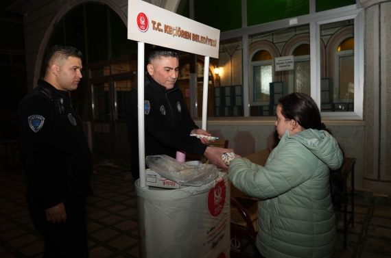 Okul saldırısında hayatını kaybeden öğretmen ve öğrenciler için Keçiören’deki camilerde mevlit okutuldu