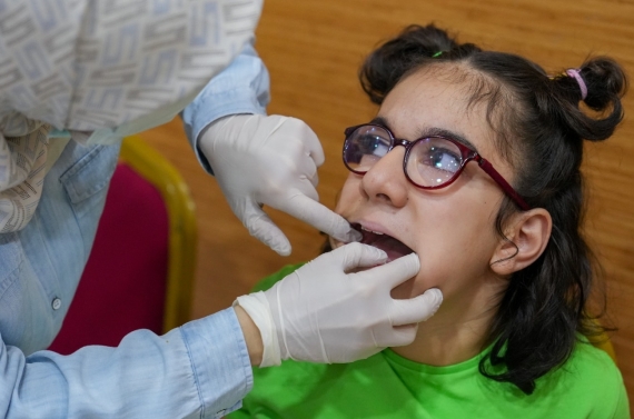 Özel Gereksinimli Bireylere ağız ve diş sağlığı eğitimi