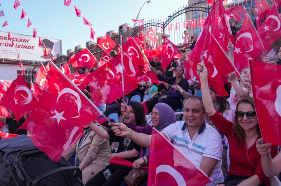 Özlem duyulan 19 Mayıs kutlamaları Keçiören’i coşturdu