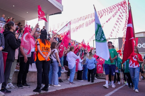Özlem duyulan 19 Mayıs kutlamaları Keçiören’i coşturdu