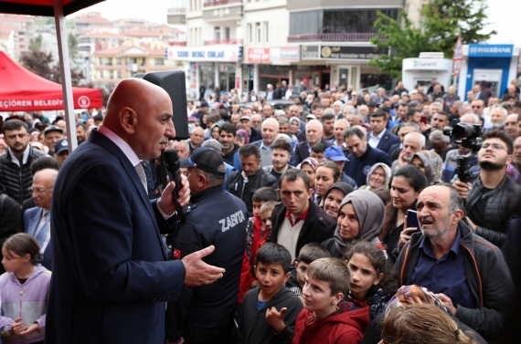 Sancaktepe Yeni Nesil Kapalı Pazar Alanı ve Kültür Merkezi hizmete açıldı