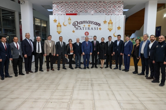 Şehit aileleri ve gaziler onuruna iftar programı düzenlendi