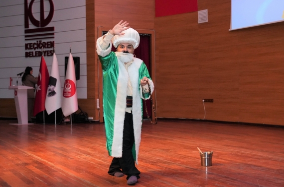 Sihirbaz gösterisi ve interaktif çocuk oyunları yoğun ilgi gördü