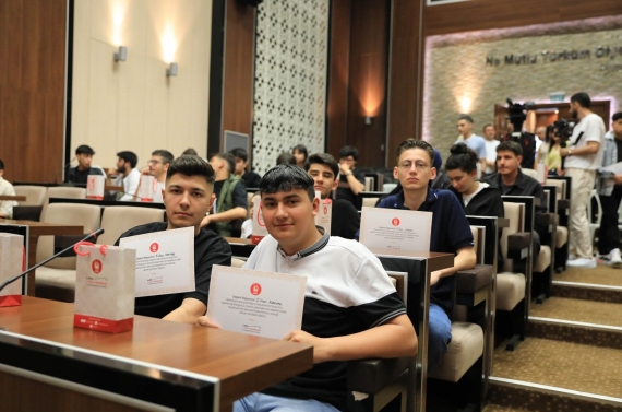 Stajyer öğrencilere anlamlı veda