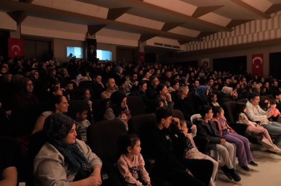 Tembel Ayşe müzikali ikinci kez çocuklarla buluştu