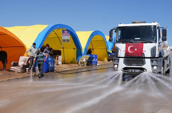 Temiz ve güvenli kurban pazarı Keçiören’de