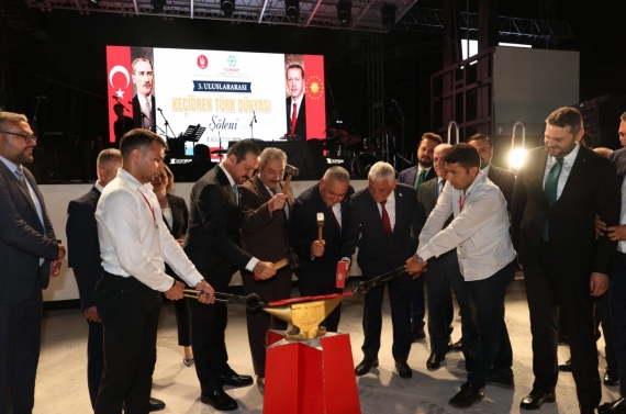 Türk dünyasının kalbi Keçiören’de attı