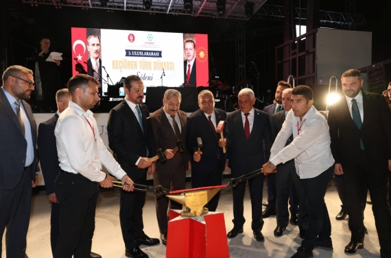 Türk dünyasının kalbi Keçiören’de attı