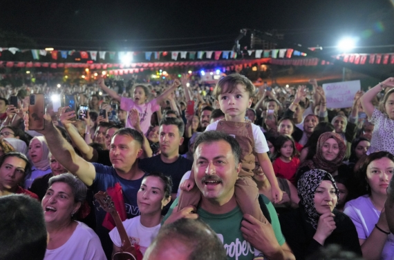 Türk dünyasının kalbi Keçiören’de attı