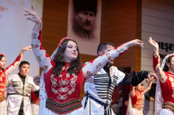 Yedi Bölge Tek Yürek gösterisine büyük ilgi