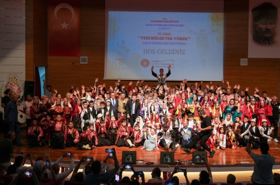 Yedi Bölge Tek Yürek gösterisine büyük ilgi