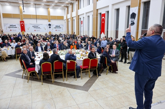 Başkan Özarslan Batı Karadenizlilerle iftar sofrasında buluştu