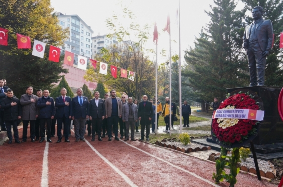 Cengiz Aytmatov doğumunun 97. yılında Keçiören’de anıldı