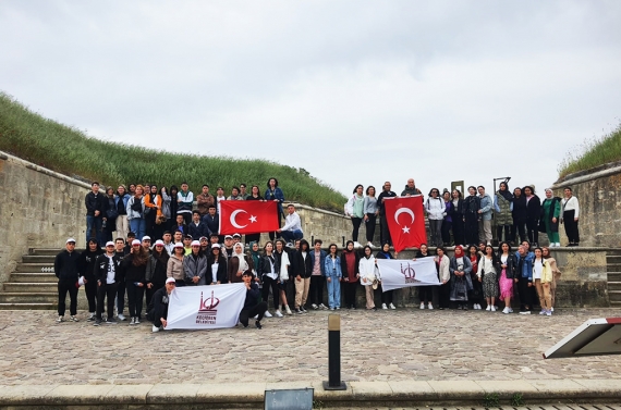 Genç öğrenciler Keçiören’den Çanakkale’ye akın ediyor