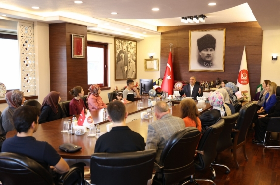 Gençler hayallerine Keçiören Belediyesi ile ulaştı