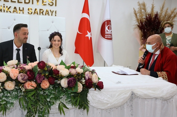 İki buçuk ayda 690 çifte ücretsiz salon hizmeti