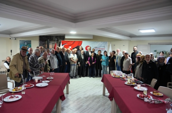 Keçiören Belediyesi’nden bayramda vefa ve dayanışma örneği