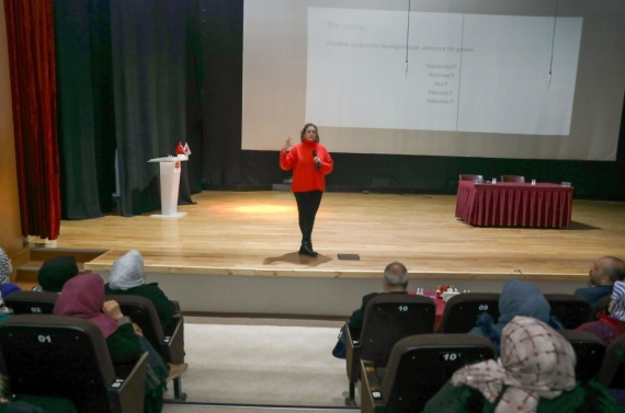Keçiören’de “Aile Okulu” eğitimleri başladı