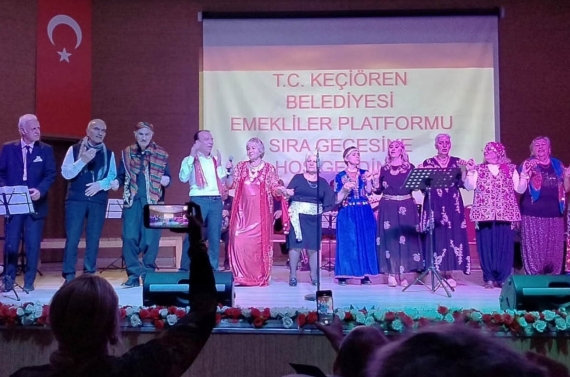 Keçiören’de Emekliler Platformu’ndan sıra gecesi coşkusu