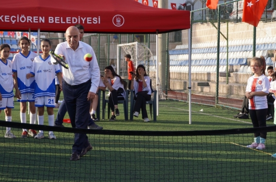 Keçiören’de Yaz Spor Okulları törenle başladı