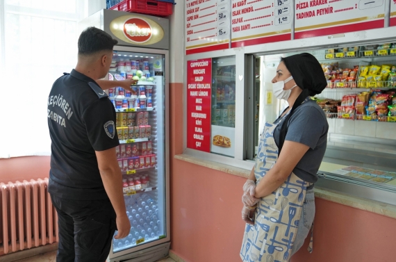 Keçiören’deki okul kantinleri tek tek denetleniyor