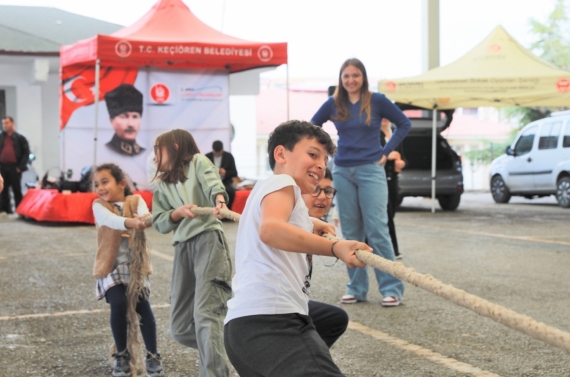 Keçiören’deki Sokak Oyunları Festivali’nde doyasıya eğlence