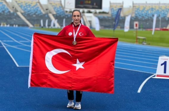 Keçiörenli sporcular Avrupa’da ve Kırkpınar’da zirveye çıktı
