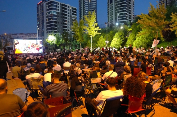 Keçiörenliler Açık Hava Sinema Günleri’nde buluştu