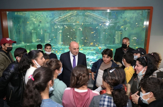 Sarıkamış’tan gelen öğrencileri Keçiören Belediyesi misafir etti