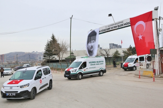 Türk bayrağına yapılan saldırıya Keçiören Belediyesi’nden anlamlı tepki