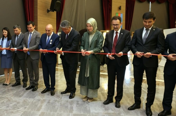 Türk Cumhuriyetleri Geleneksel El Sanatları Sergisi ziyarete açıldı