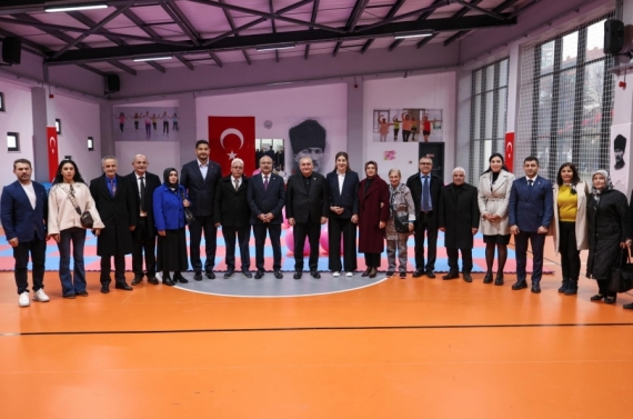 Yasemin Adar Spor Salonu Keçiören`de kadınların hizmetinde