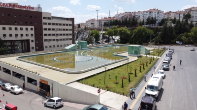 KAPALI OTOPARK SU VE GÜL MEYDANI