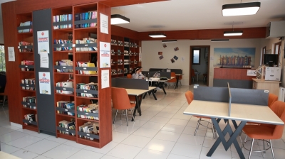 AYÇİN AKKAŞ HALK KÜTÜPHANESİ