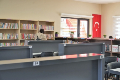 ŞEHİT DEMET SEZEN HALK KÜTÜPHANESİ