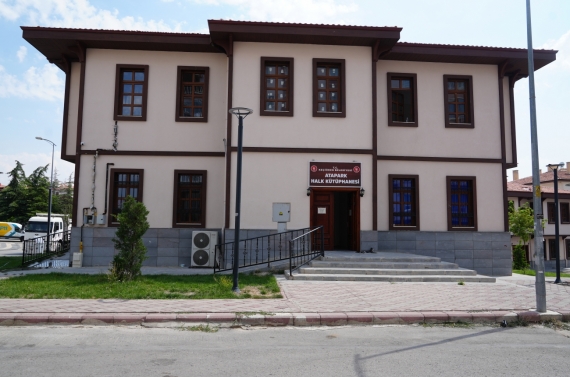 ATAPARK HALK KÜTÜPHANESİ